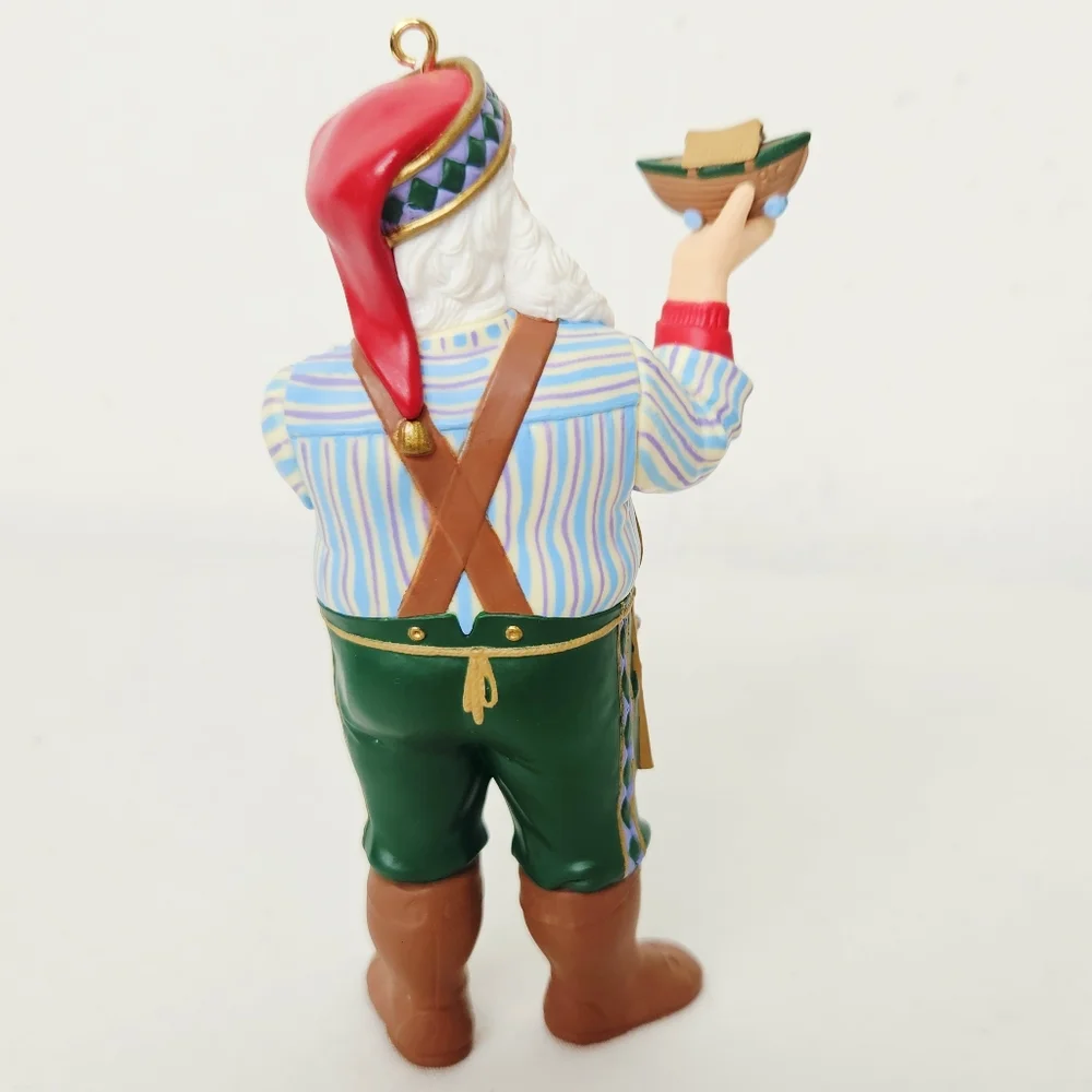 Hallmark Keepsake “The Toymaker’s Gift” Ornament 1999 Collector’s Club